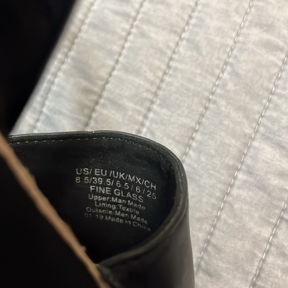 Kenneth Cole Sandals - Picture 5 of 5